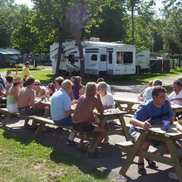 Montreal West KOA diner