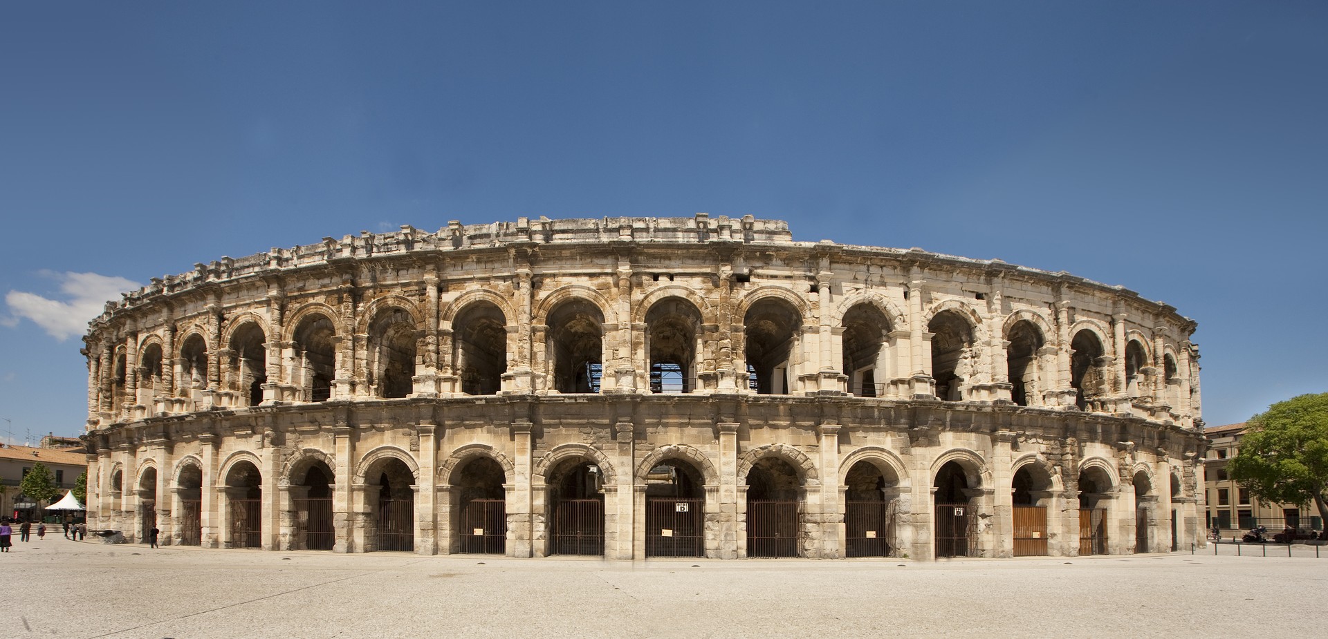 Arenes_de_Nimes._Photo_Office_de_Tourisme_O.Maynard - Doets Reizen Frankrijk - Credit photos OT Nîmes