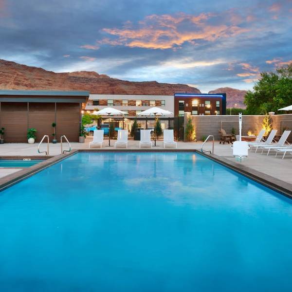 Gravity Haus Moab - Zwembad