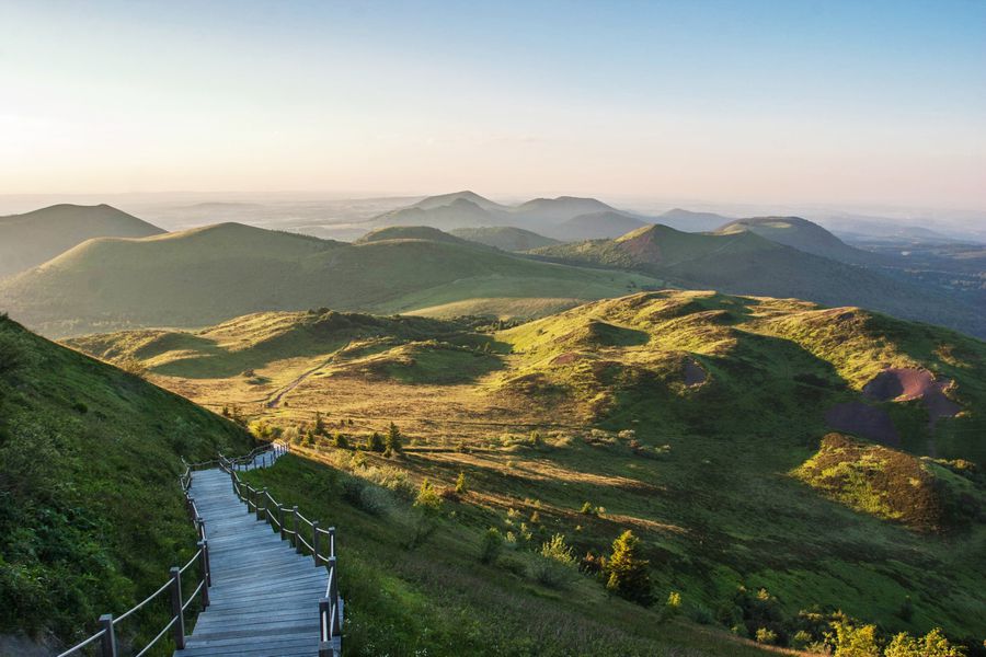 Puy de Dome vulcano Frankrijk - Doets Reizen - credits to D. Frobert Destination Volcans