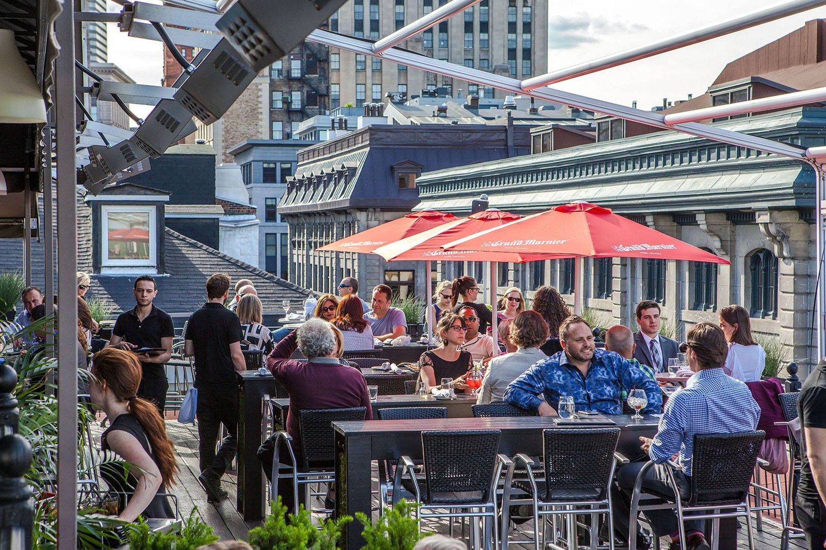 Rooftopbar Terrasse Nelligan - Old Montreal - Quebec - Canada - Doets Reizen