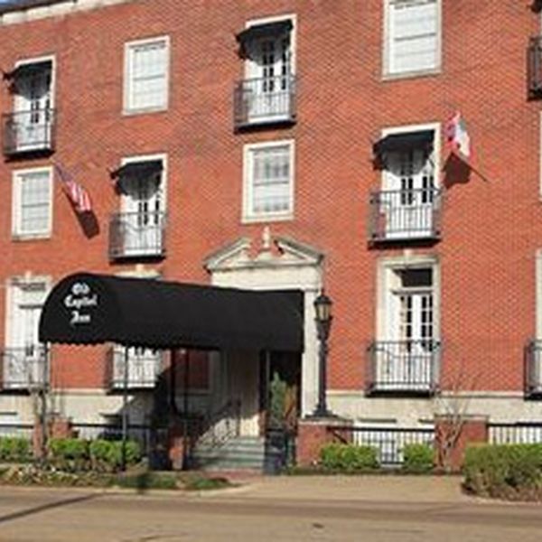 Old Capitol B&B - exterior