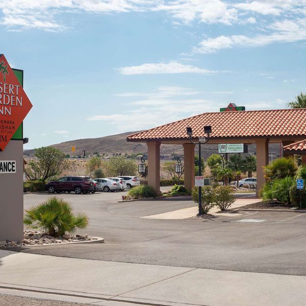 Desert Garden Inn