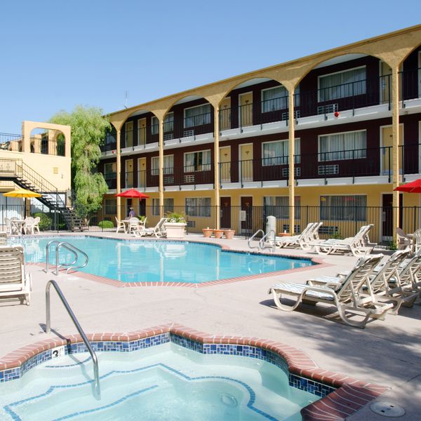 Best Western Mardi Gras - zwembad
