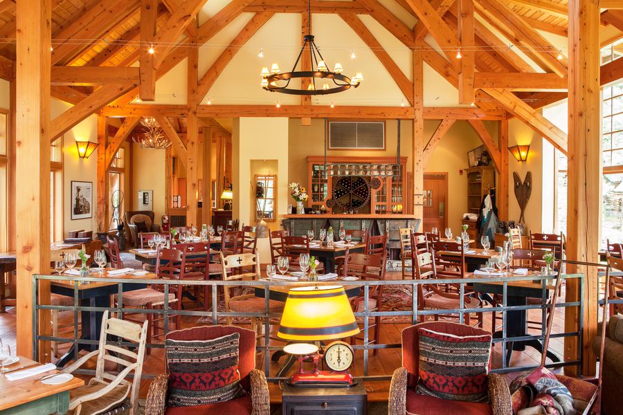 Cathedral Mountain Lodge - Yoho National Park - British Columbia - Canada - Doets Reizen