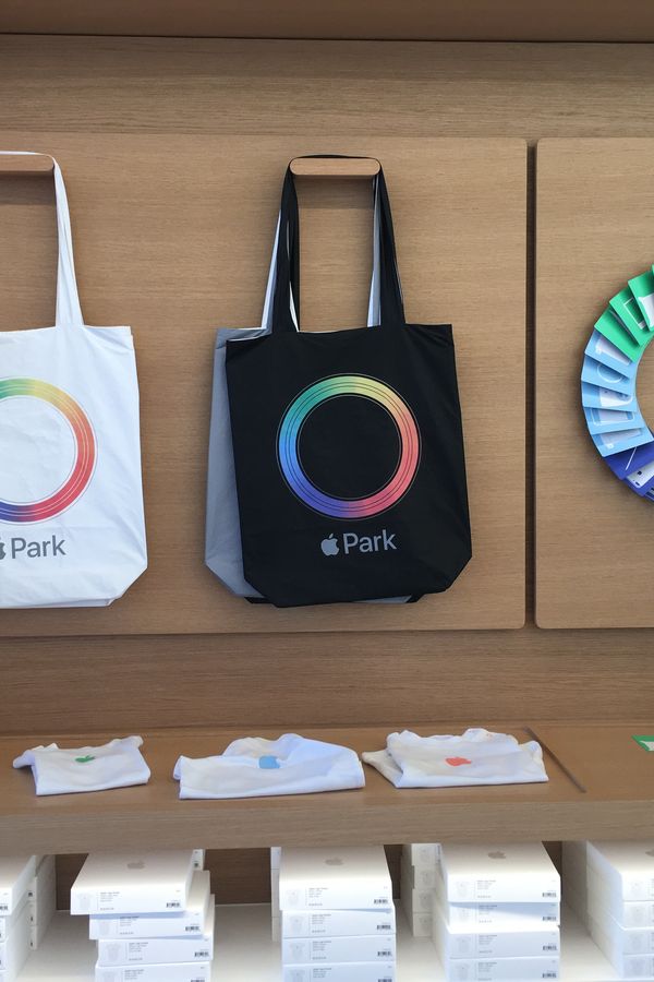 Apple Park - Silicon Valley - California - Amerika - Doets Reizen