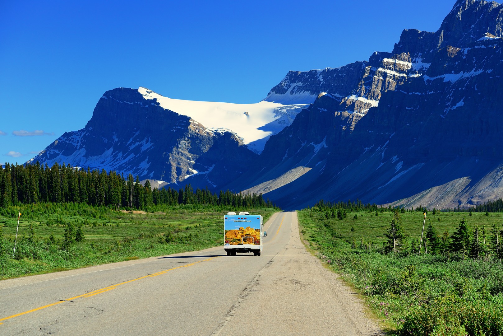 Cruise Canada Icefields Parkway Alberta