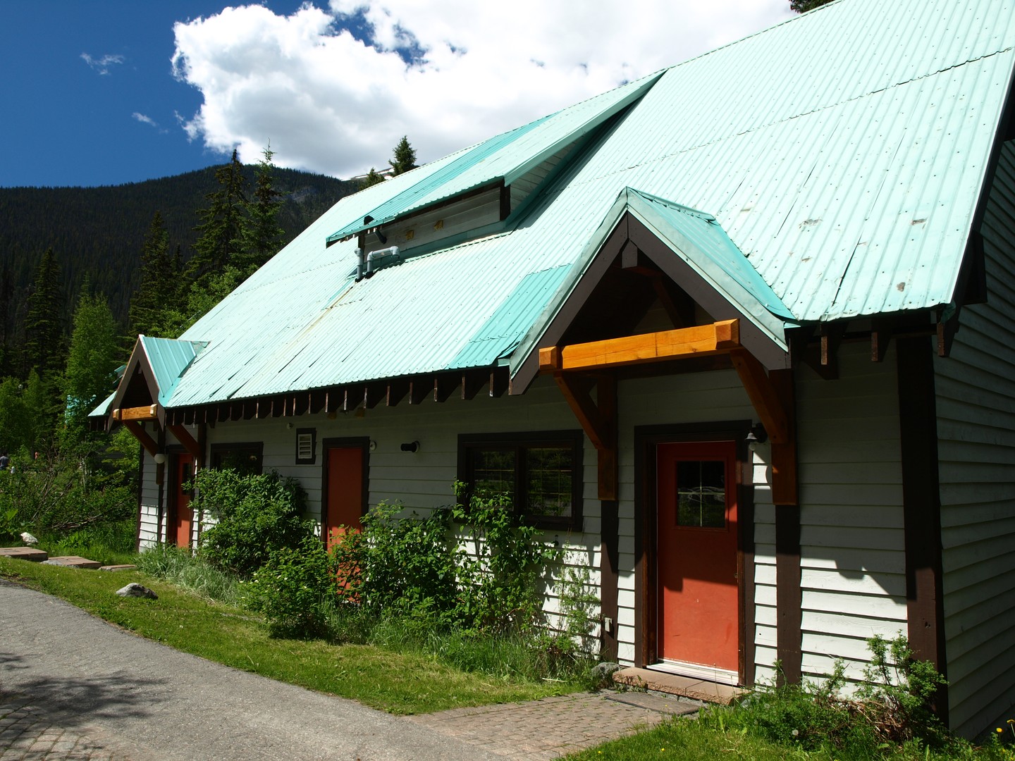 Emerald Lake Lodge - Yoho National Park - British Columbia - Canada - Doets Reizen