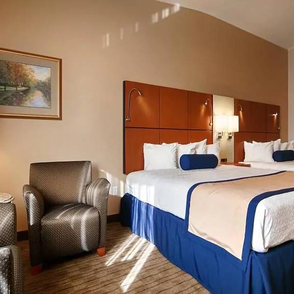 BW Plus Silver Saddle Inn - room
