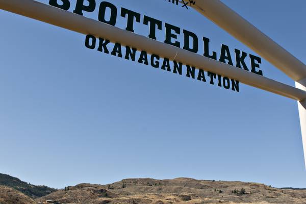 Spotted Lake - Osoyoos - British Columbia - Canada - Doets Reizen