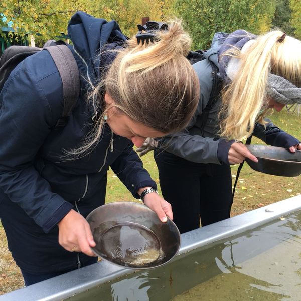 Dredge Klondike Goldfield en Dredge - Dawson City - Yukon - Canada - Doets Reizen